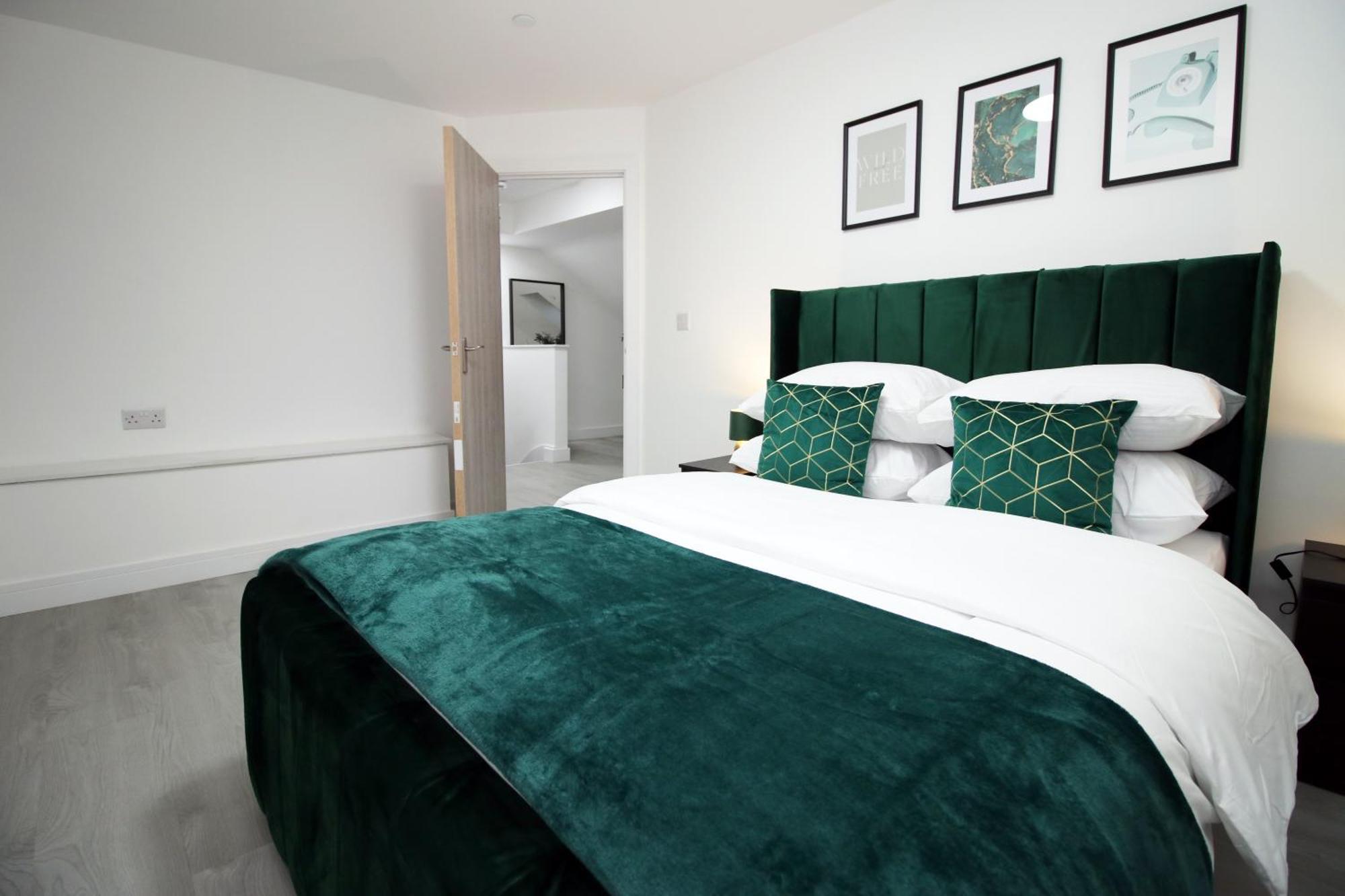 New Cardiff Bloc Exclusive Apartments By Prime Stays - Shops And Parking - Great For Groups And Families Exterior foto